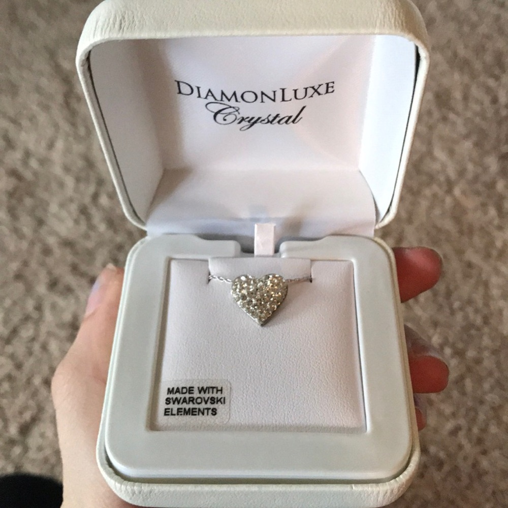 Heart diamond necklace